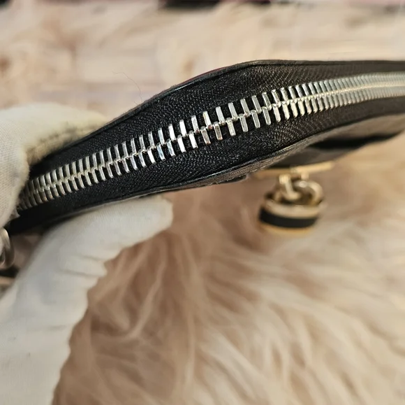 Chloe Paddington Leather Black Gold Full Zip Long Wallet W/ Working Padlock Key - Picture 8 of 16